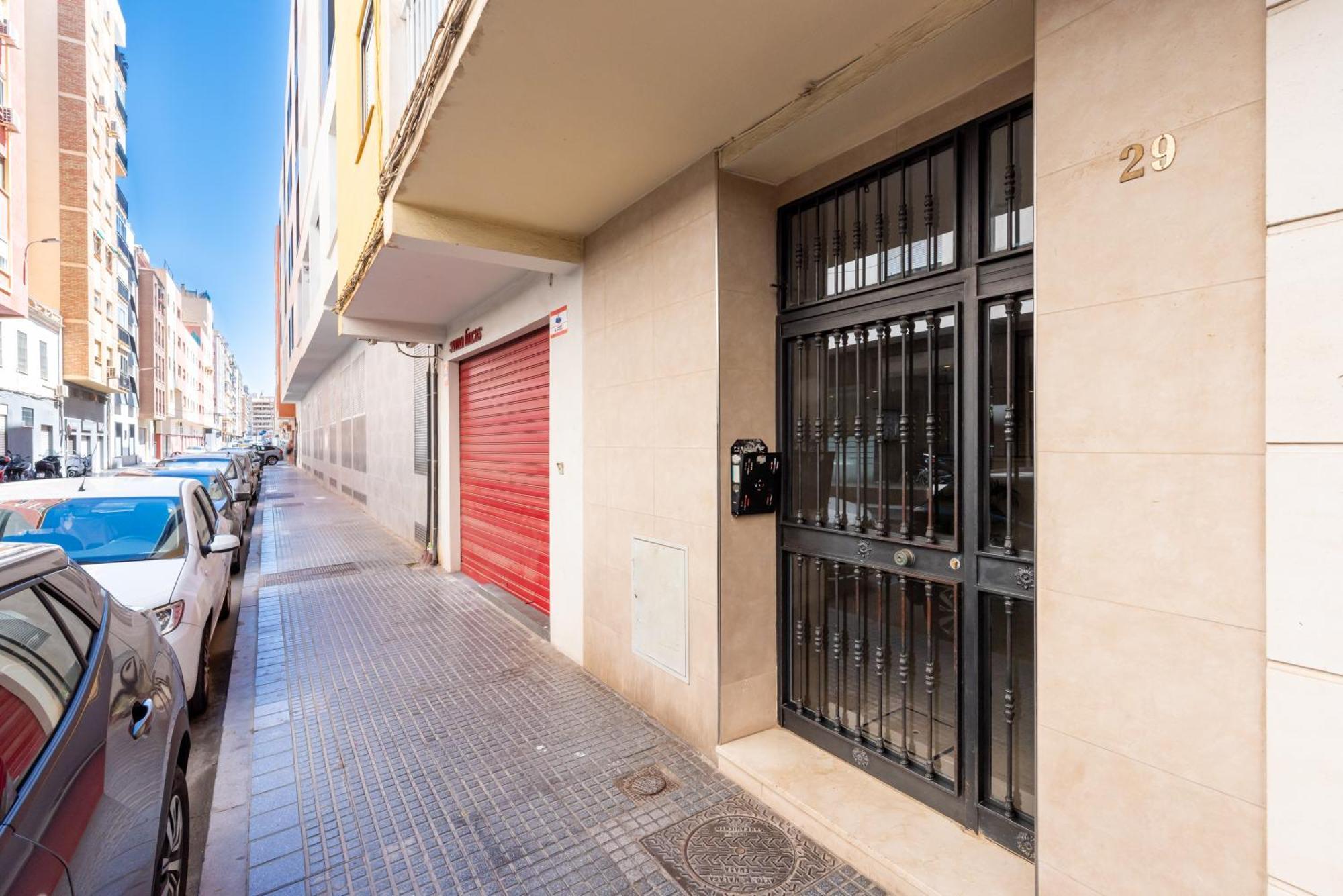 Wintowinrentals Bien Situado, Completo Y Acogedor Малага Екстер'єр фото