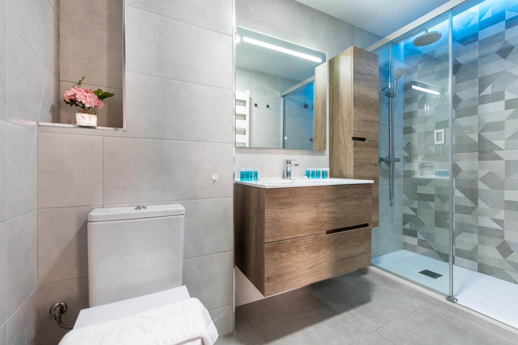 Wintowinrentals Bien Situado, Completo Y Acogedor Малага Екстер'єр фото